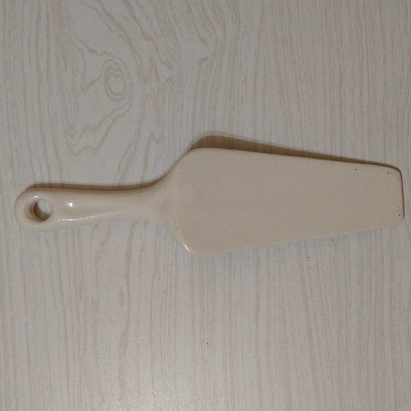 Vintage 1940's Royal China Tea Cup/Saucer & Cake Cutter - Picture 7 of 7